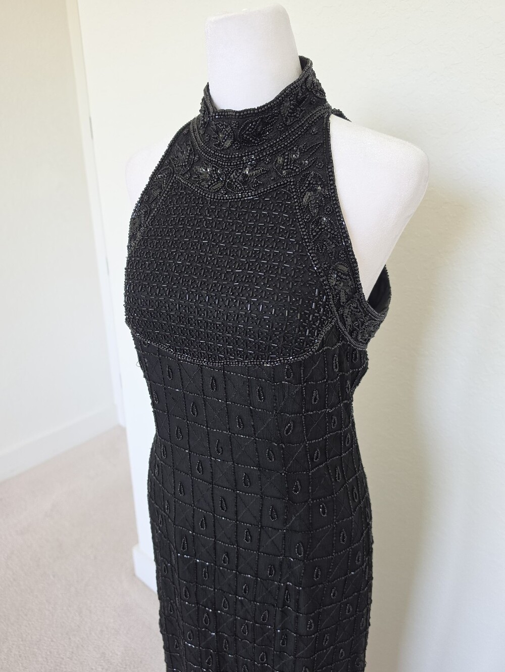 Adrianna Papell Evening Black Silk Beaded Sequin Halter Maxi Dress Size 10